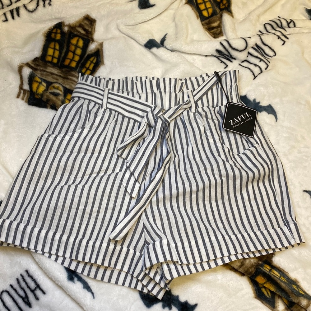 ZAFUL striped shorts